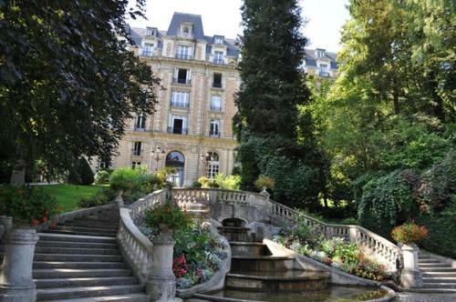 G�te De La Grande Fontaine