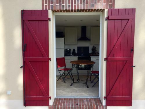 Maison Du Bord De L?�tang