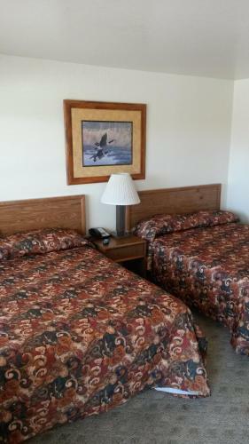 Sunglow Motel And Restaurant