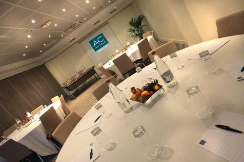 AC Hotel By Marriott Ambassadeur Antibes - Juan Les Pins