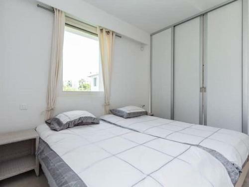 Enticing Villa In Juan-les-pins At 100 M From The Beach