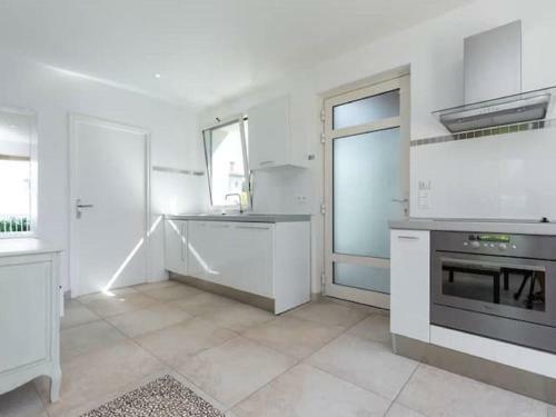 Enticing Villa In Juan-les-pins At 100 M From The Beach