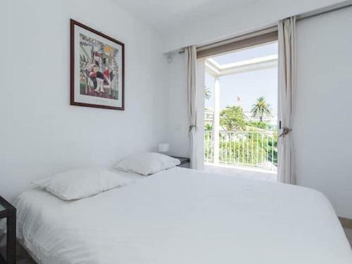 Enticing Villa In Juan-les-pins At 100 M From The Beach