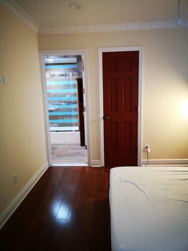 Den & Family Rm With 1 Bedroom