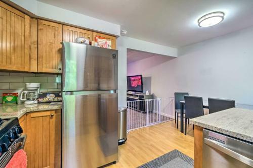 Quaint Home With Deck - 20 Mi To Dtwn Rochester