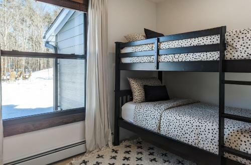 Acorn Bungalow - Luxury Cabin, Catskills, Windham Mountain, Hunter Mountain