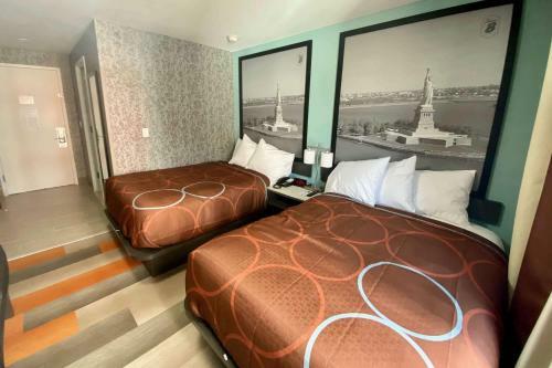 Hotel Super 8 By Wyndham Brooklyn Williamsburg