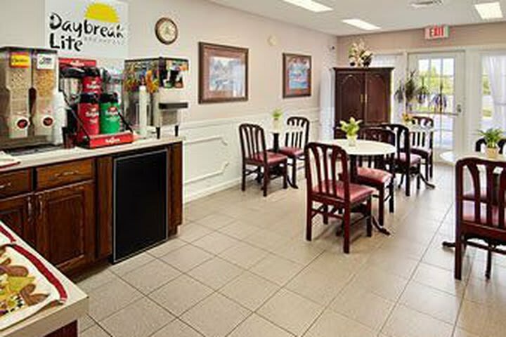 Hotel Days Inn Simpsonville