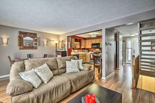 Penfield Townhome 10 Mi To Downtown Rochester