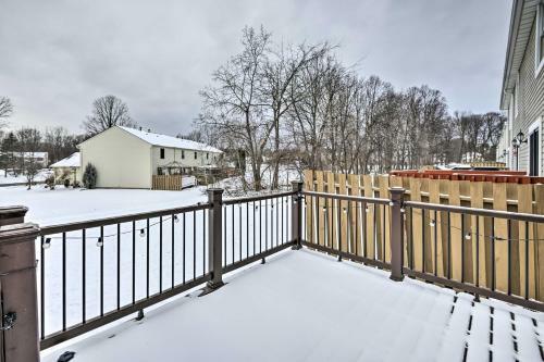 Penfield Townhome 10 Mi To Downtown Rochester