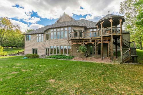 Luxurious Finger Lakes Home With Home Gym, Game Room