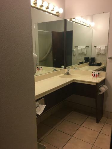 Hotel Ramada Portland Airport