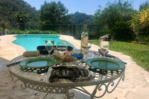 Villa De Charme Avec Vue Superbe � 10 Km De La Mer