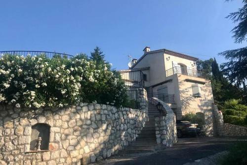 Villa De Charme Avec Vue Superbe � 10 Km De La Mer