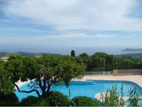 Apartamento Studio Cosy Vue Imprenable Proche Mer, Plancha Et Piscine