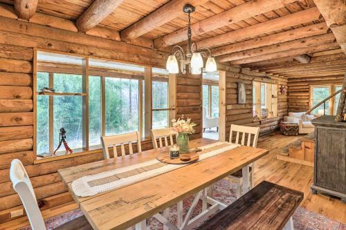 Waynesville Cabin With Deck, Grill And Fire Pit!