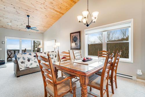 Vista Beech Retreat
