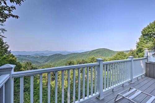Retro Beech Mountain Home - 2 Mi To Skiing!