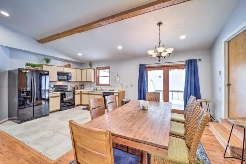 Cozy Beech Mountain Home About 3 Mi To Ski Resort