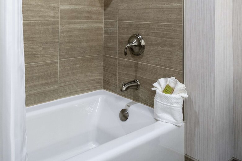 Doubletree By Hilton Hotel Burlington Vermont