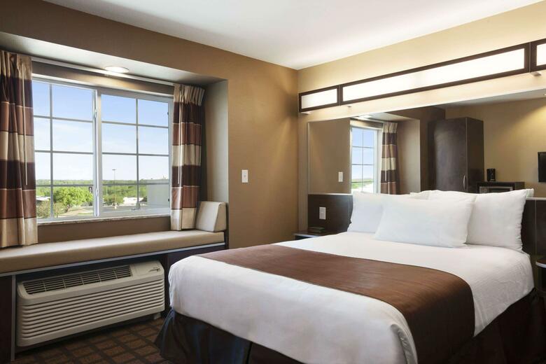 Hotel Microtel Inn & Suites Pleasanton