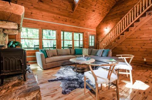 Hidden Cove Cabin