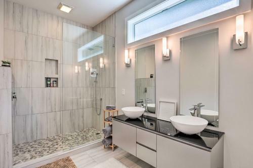 Luxe Asheville Home With Stunning Mountain View