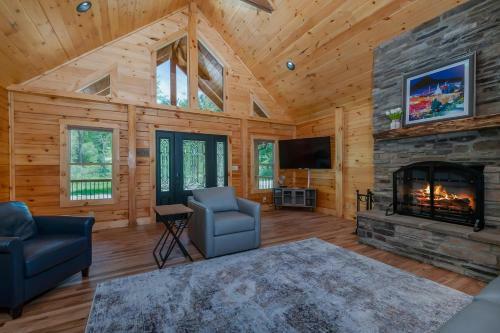 Clear Creek Hideaway