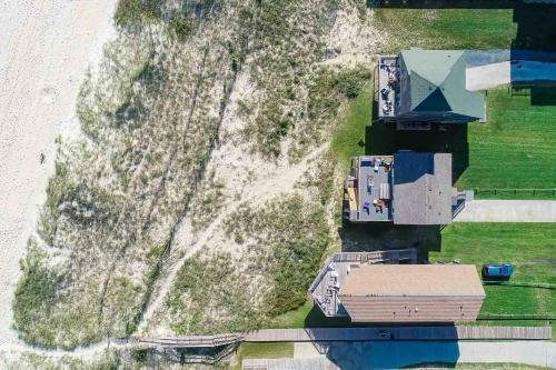 By The Sea Hatteras 380