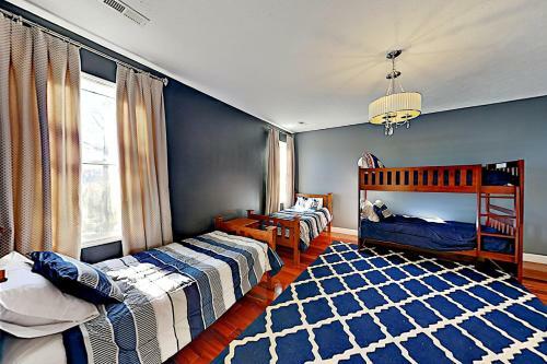 Jeter Mountain Manor