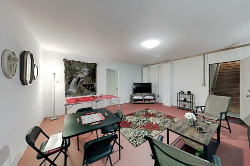 Serenity Mountain Oasis