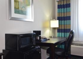 Hotel Microtel Inn & Suites Kenedy
