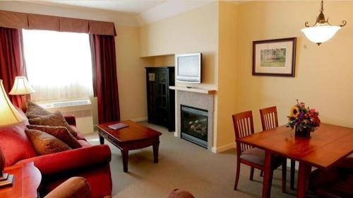 Hotel The Pointe At Castle Hill Resort & Spa