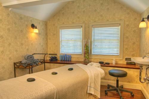 Hotel The Pointe At Castle Hill Resort & Spa