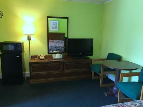 Hotel Economy Inn