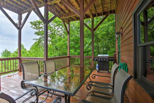Large Murphy Cabin With Hot Tub And Mtn Views!