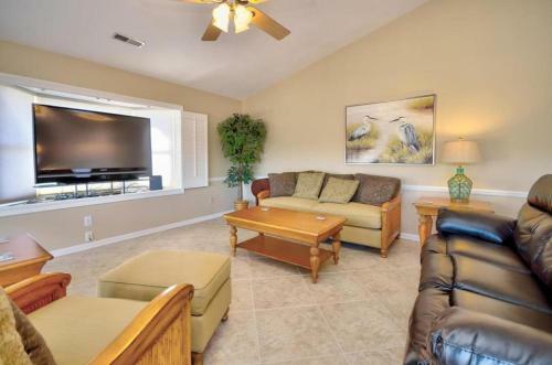 108 W Yacht Drive