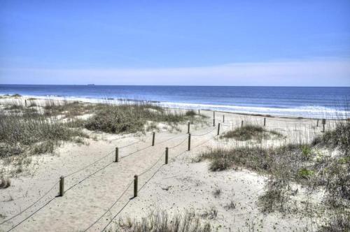 Oak Island Beach Villa 1210
