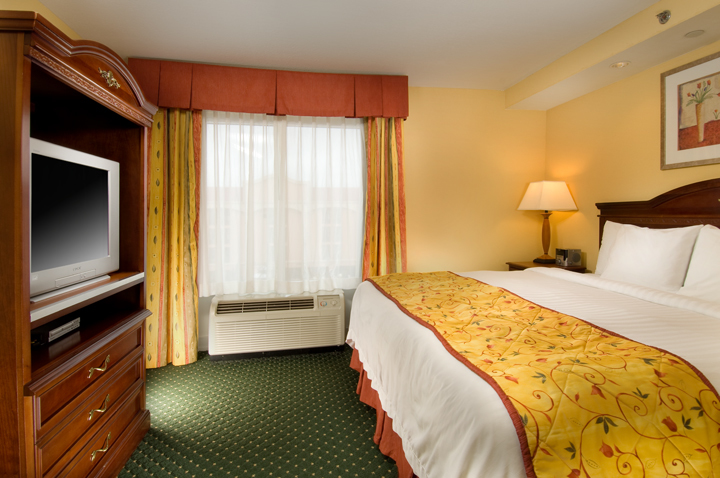 Hotel Fairfield Inn & Suites Marshall