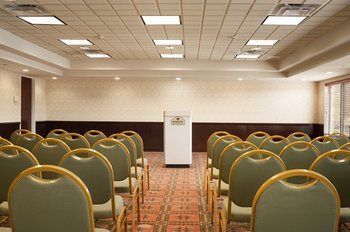 Hotel Wingate By Wyndham Chesapeake