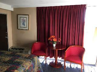 Hotel Rodeway Inn At Fort Lee