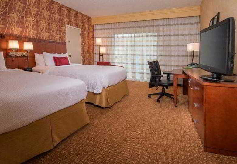 Hotel Courtyard Herndon Reston