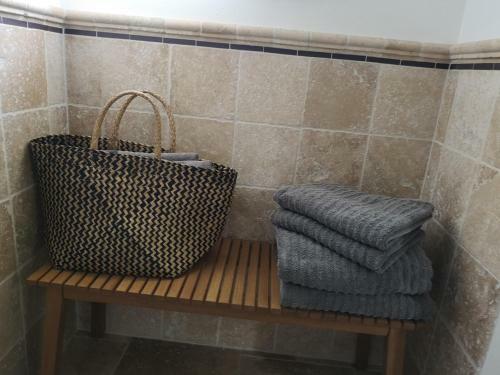 Hostal L'esquiro�