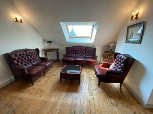Hostal Manoir De L'oiseli�re