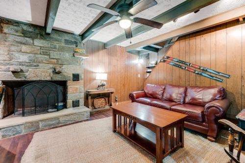 The Chalet At Devil's Den