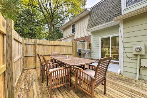 Charming Southern Pines Abode - Walk To Dtwn!