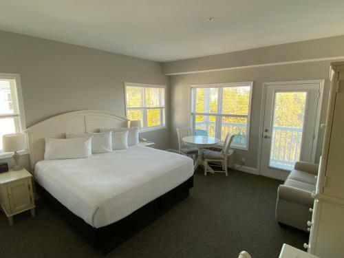 River Hotel Of Southport