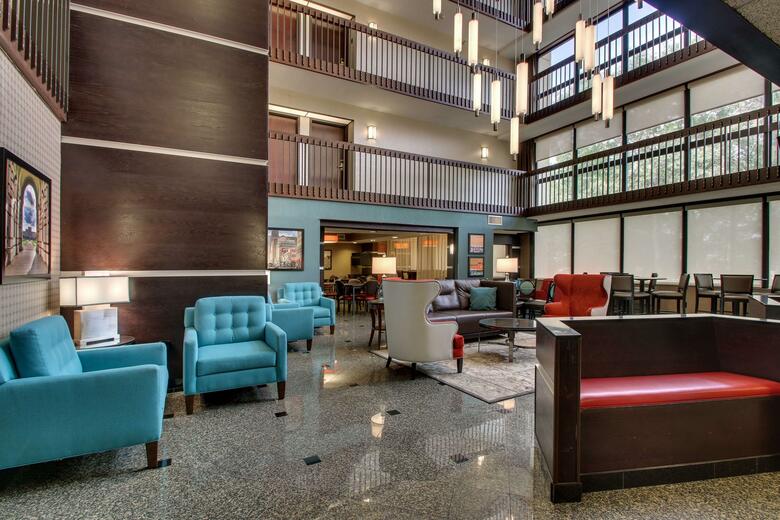 Hotel Drury Inn & Suites The Woodlands