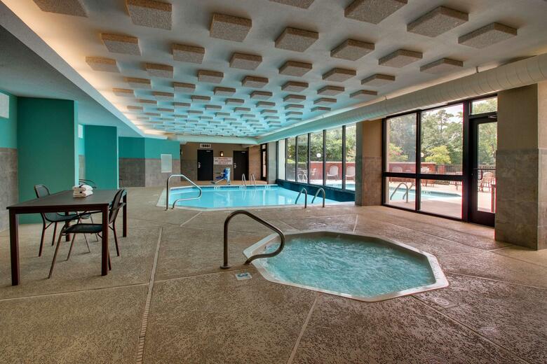 Hotel Drury Inn & Suites The Woodlands
