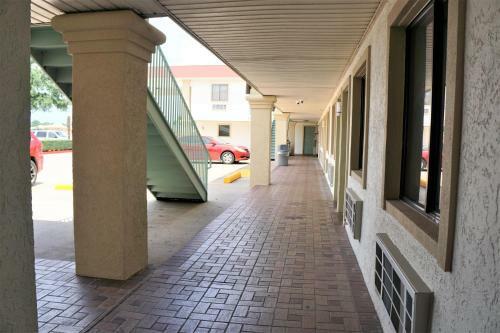 Motel Palace Inn Antoine